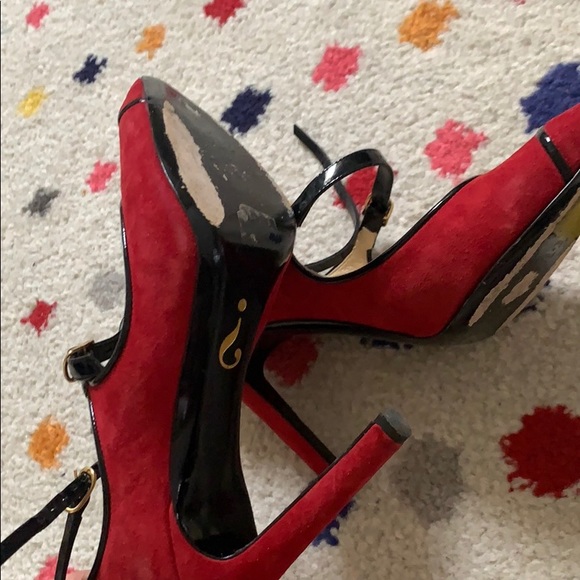 Heels 👠 - Picture 3 of 3